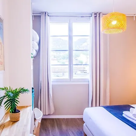 アパート La Cle Wifi, Clim, Gare Et Port De ツーロン